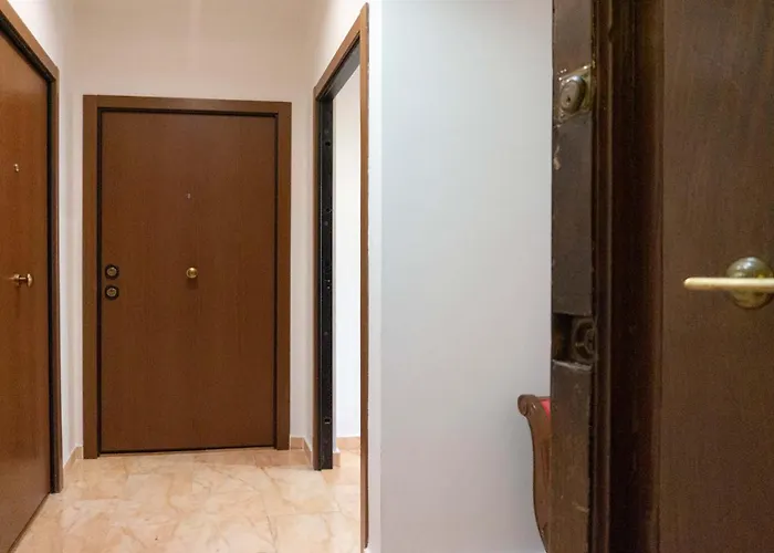 Easytopstay - Colosseum Cosy Apartment Rome