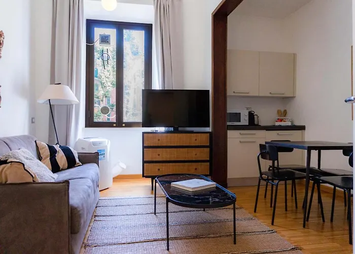 Easytopstay - Colosseum Cosy Apartment *