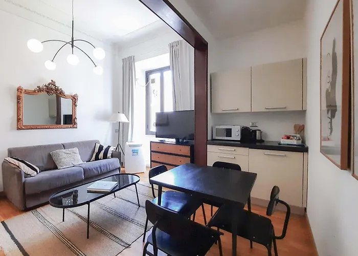 Easytopstay - Colosseum Cosy Apartment *