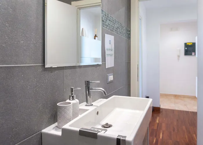 Easytopstay - Colosseum Cosy Rome