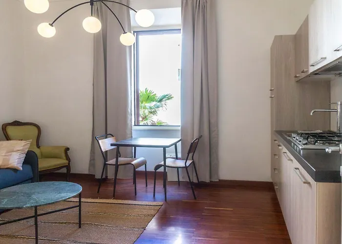 Easytopstay - Colosseum Cosy