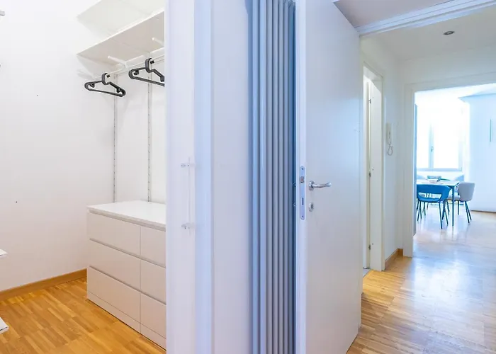 Easytopstay - Colosseum Cosy Apartment *